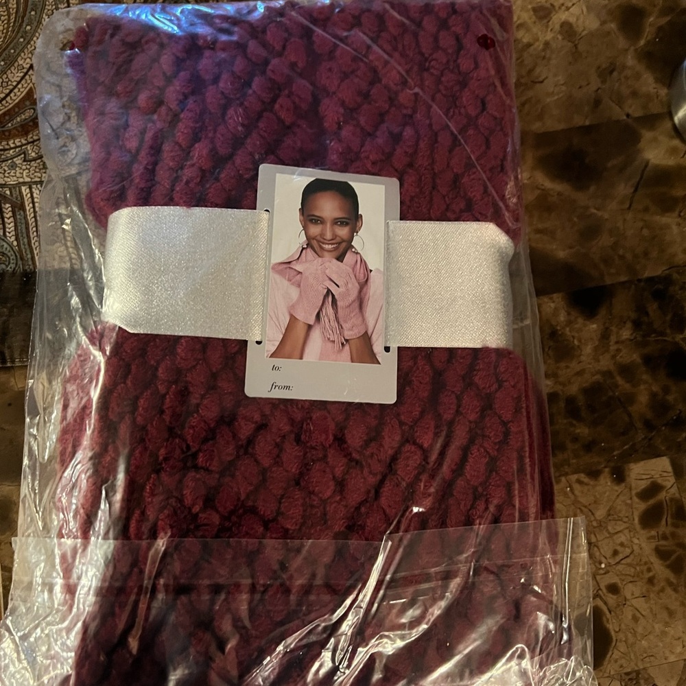 Scarf and gloves set